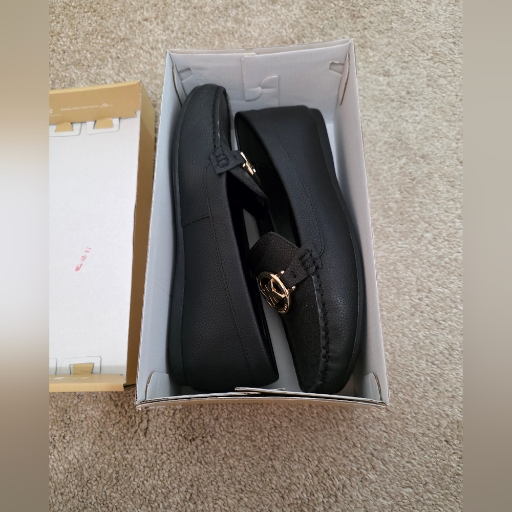 Michael Kors Black Shoe Box — Fulton Driver - Picture 3 of 4